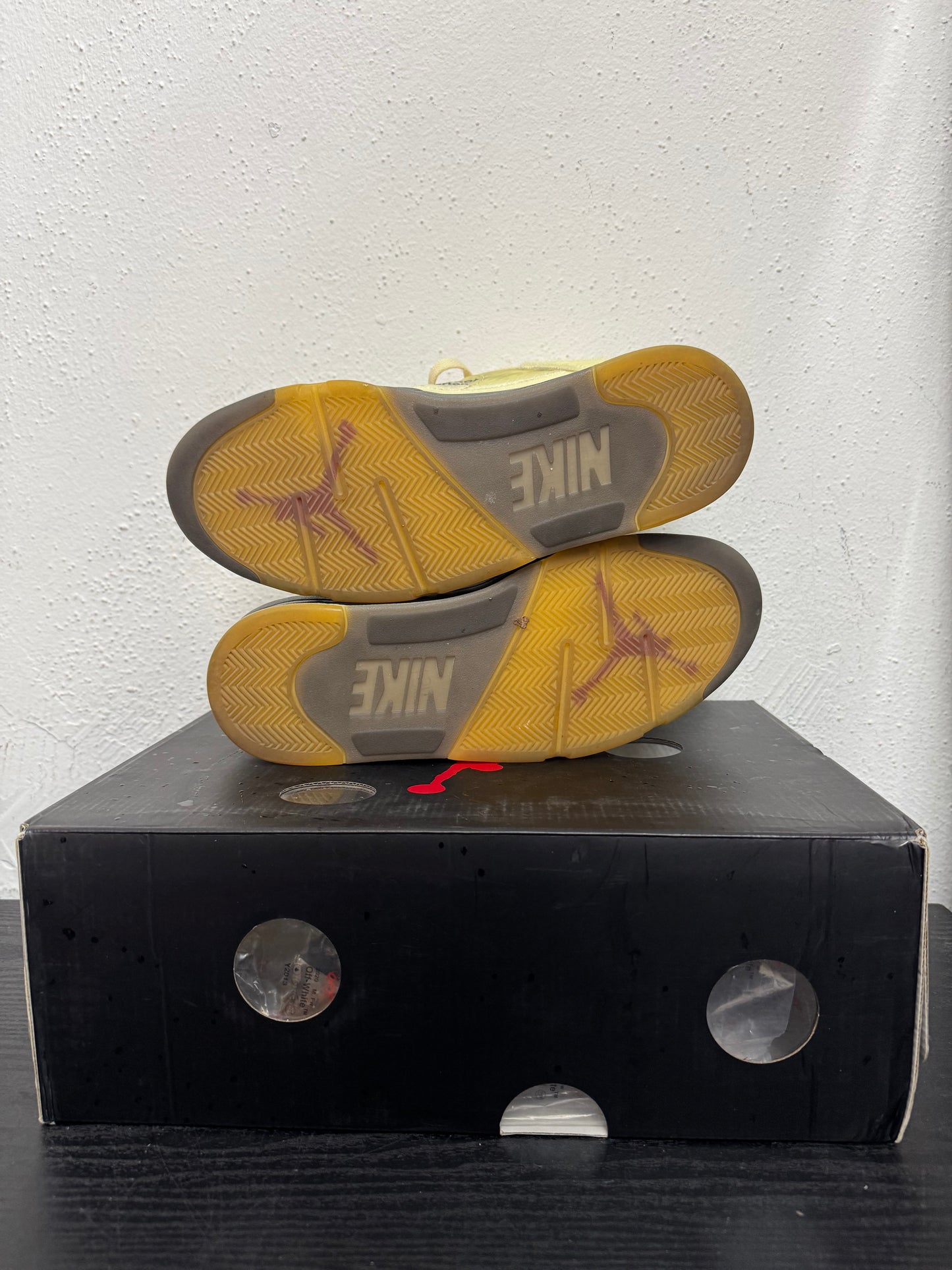 JORDAN 5 OFF WHITE SAIL (USED