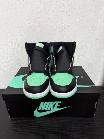 JORDAN 1 GREEN GLOW