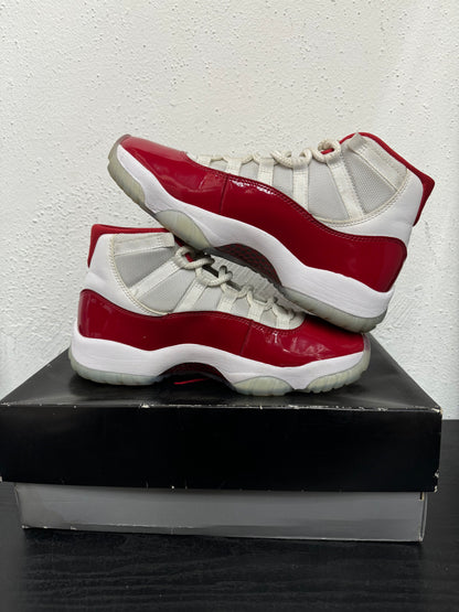 JORDAN 11 CHERRY (USED)