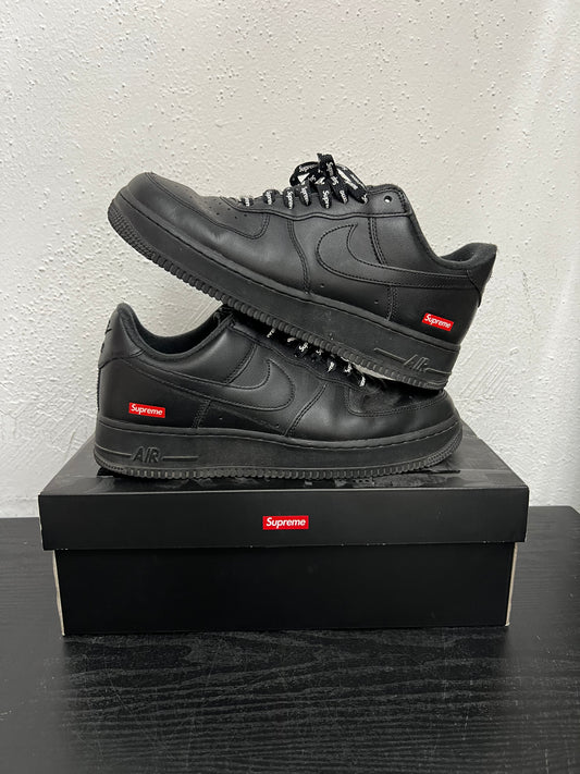 AIR FORCE SUPREME BLACK (USED)
