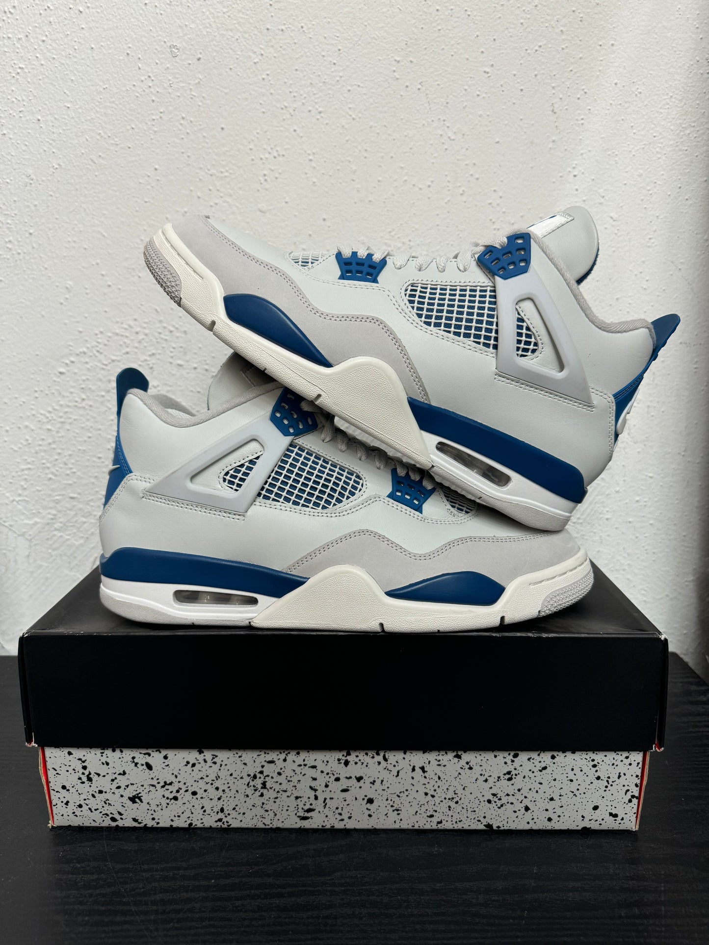 JORDAN 4 MILITARY BLUE (USED